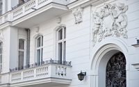 Fassadensanierung in München mit Außenputz und Schutzanstrichen sowie Betonschutz